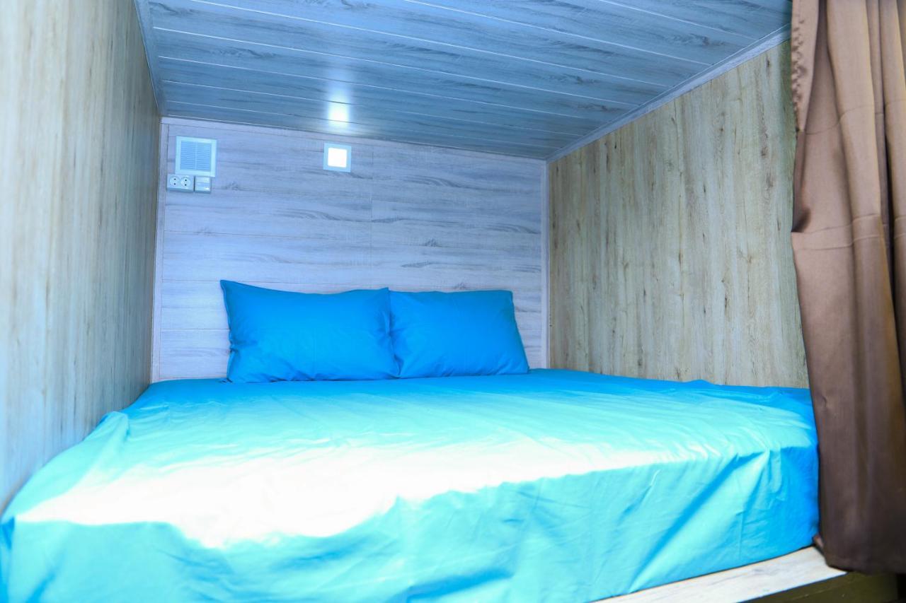 Capsule Hostel Каракол Екстериор снимка